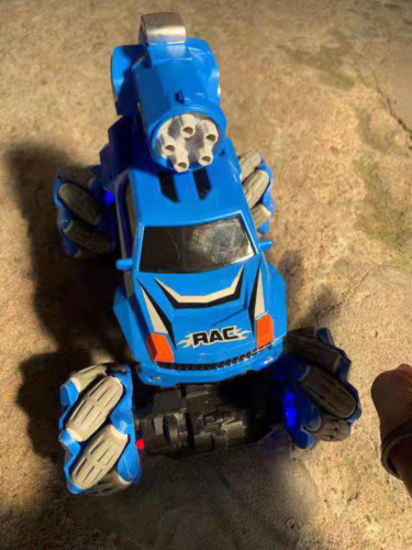 Nyeekoy Gesture Sensing RC Stunt Car for Kids, Blue photo review