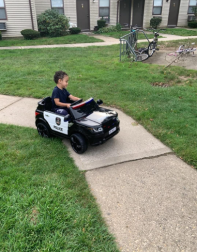 Tobbi 12V Kids Power Wheels Police Car With Remote, Black photo review