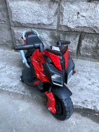Tobbi 6V Red Motorcycle toy for Kids W/ Toolbox photo review
