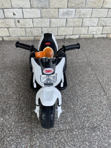 Tobbi 6V Battery Power Ride On Motorcycle for Kids, White photo review