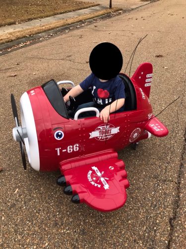 Tobbi 12V Electric Toy Airplane, Battery Powered Kids Ride on Car with 2 Joysticks, Remote Control, Red, Falcon-Gyrfalcon photo review