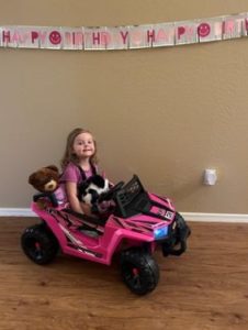 12V Kids Ride on Car Toy Electric Off-Road UTV Truck Battery Powered, Rose Red, Squirrel-Red Squirrel photo review
